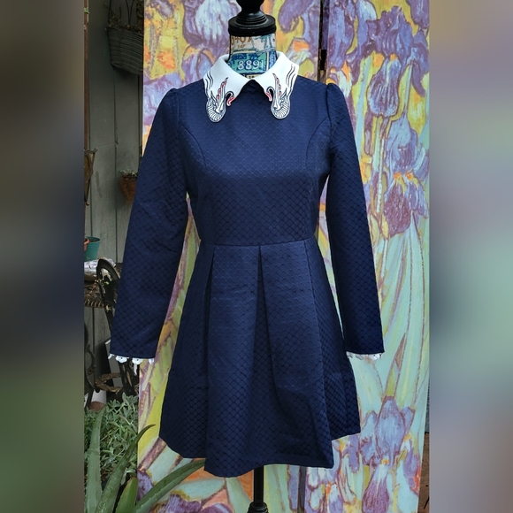 Jianshan Medium Mini-Dress Collared Swan Navy Blue Textured Party Dress - Picture 3 of 9